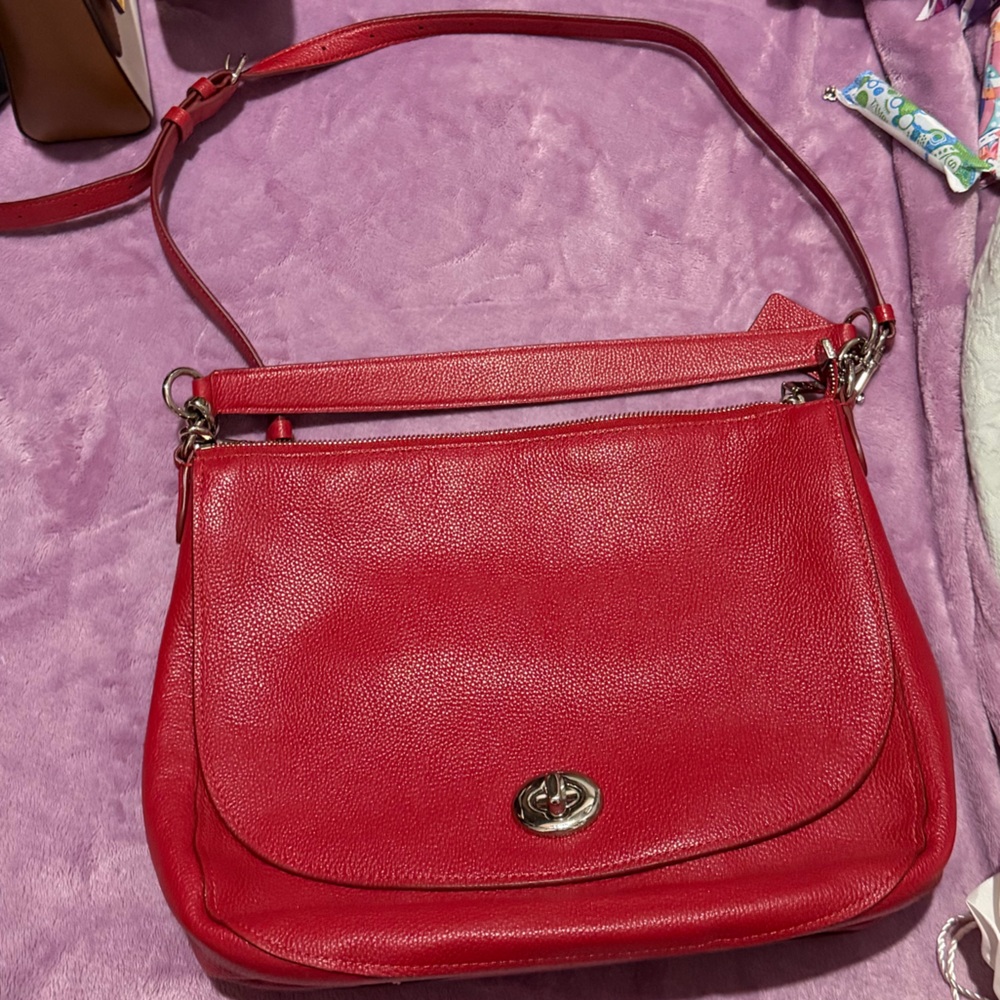 COACH Pebble Leather Turnlock Hobo Bag